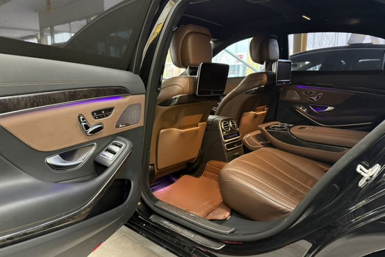 Used Mercedes-Benz S-Class 2014 S 320 L Luxury Model Interior 14