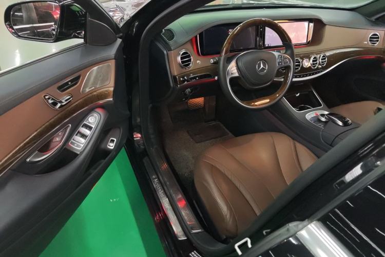 Used Mercedes-Benz S-Class 2014 S 320 L Business Model Interior 2