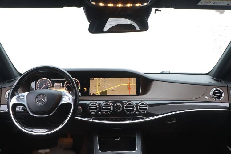 Used Mercedes-Benz S-Class 2014 S 400 L HYBRID Interior 2