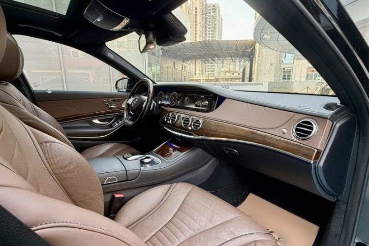 Used Mercedes-Benz S-Class 2014 Restyled S 500 L 4MATIC Interior 2