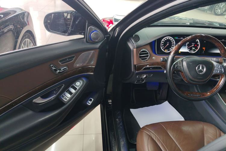 Used Mercedes-Benz S-Class 2014 S 320 L Business Model Interior 3