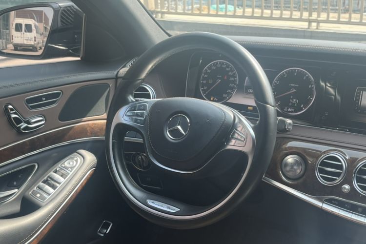 Used Mercedes-Benz S-Class 2014 S 400 L Prestige Edition Interior 3