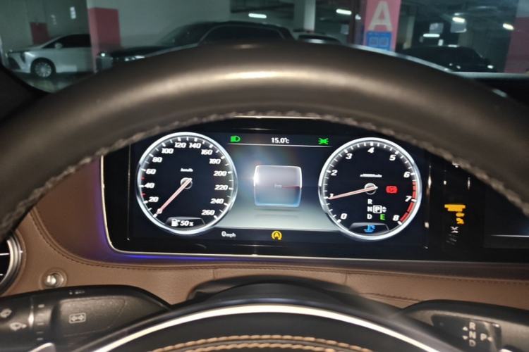 Used Mercedes-Benz S-Class 2014 S 320 L Business Model Interior 3