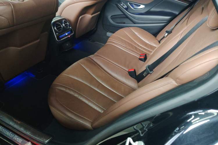 Used Mercedes-Benz S-Class 2014 S 320 L Business Model Interior 4