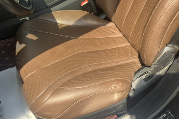 Used Mercedes-Benz S-Class 2014 S 400 L Prestige Edition Interior 4