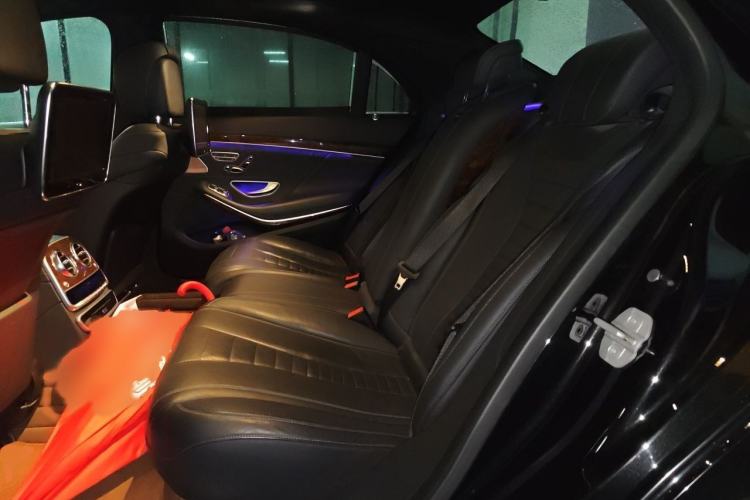 Used Mercedes-Benz S-Class 2014 S 500 L Interior 4