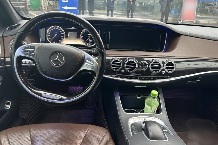 Used Mercedes-Benz S-Class 2014 S 400 L HYBRID Interior 4