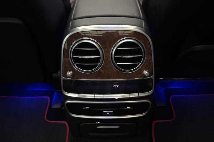 Used Mercedes-Benz S-Class 2014 S 400 L Luxury Model Interior 5