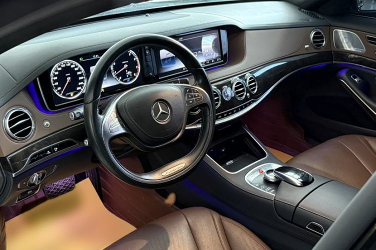 Used Mercedes-Benz S-Class 2014 S 320 L Luxury Model Interior 5