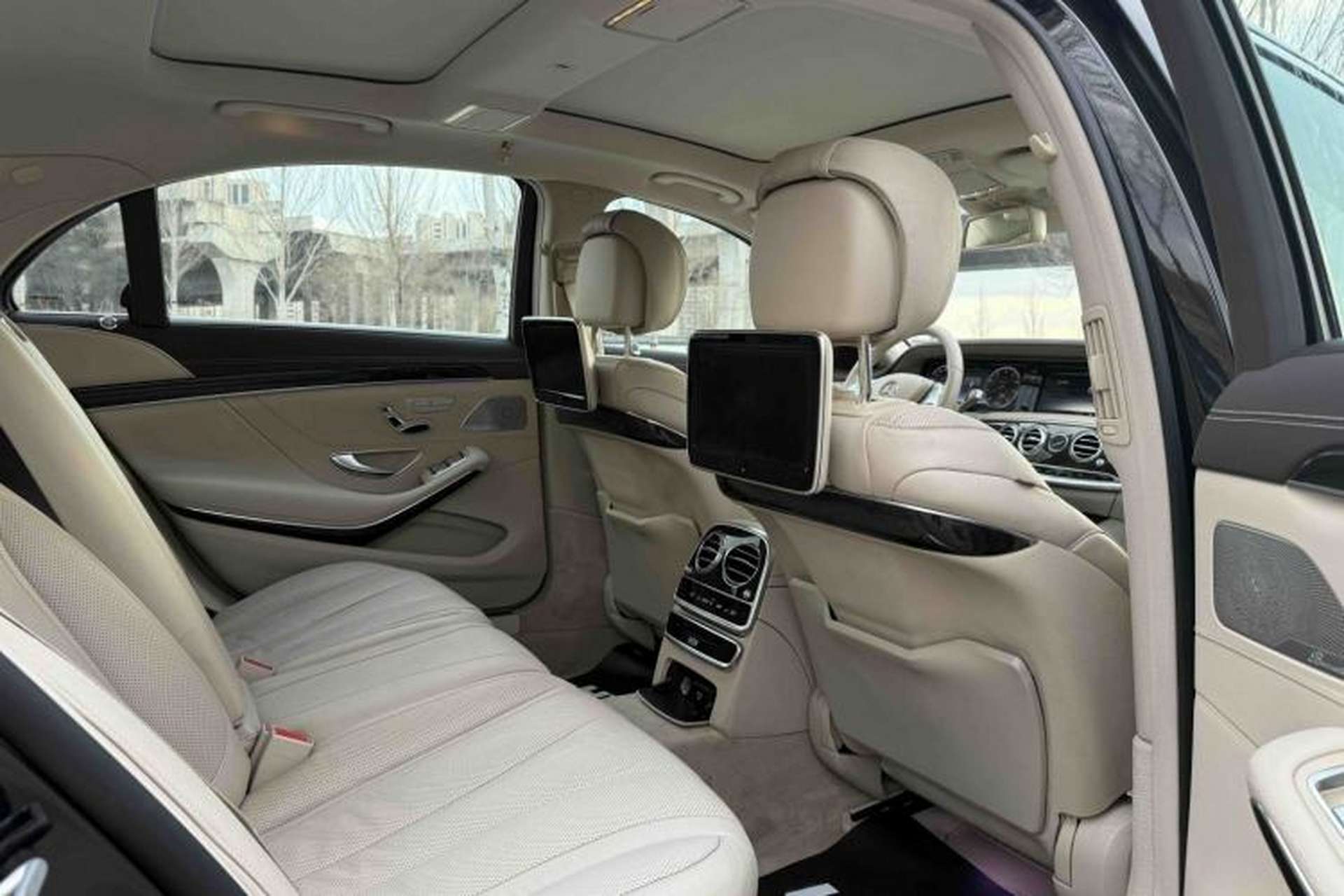 Used Mercedes-Benz S-Class 2014 S 320 L Luxury Model Interior 6