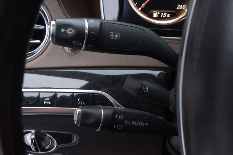 Used Mercedes-Benz S-Class 2014 S 400 L HYBRID Interior 6