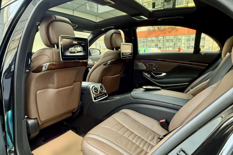 Used Mercedes-Benz S-Class 2014 Restyled S 500 L 4MATIC Interior 6