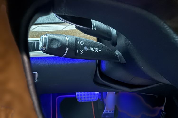 Used Mercedes-Benz S-Class 2014 S 400 L Luxury Model Interior 7