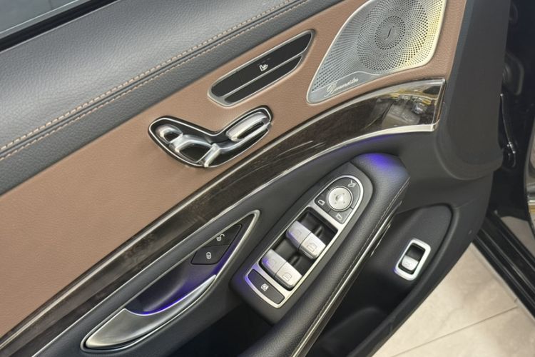 Used Mercedes-Benz S-Class 2014 S 320 L Luxury Model Interior 8