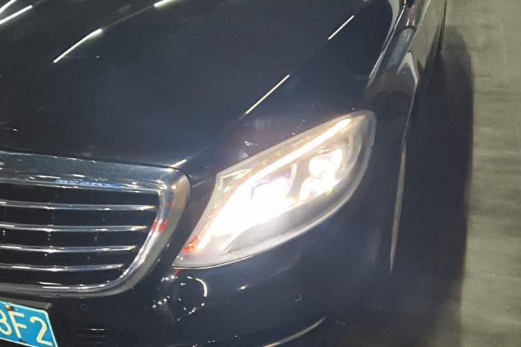 Used Mercedes-Benz S-Class 2014 S 320 L Business Model Left Front Headlight