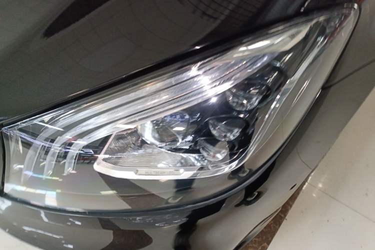 Used Mercedes-Benz S-Class 2014 S 320 L Business Model Left Front Headlight