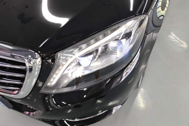 Used Mercedes-Benz S-Class 2014 S 320 L Business Model Left Front Headlight