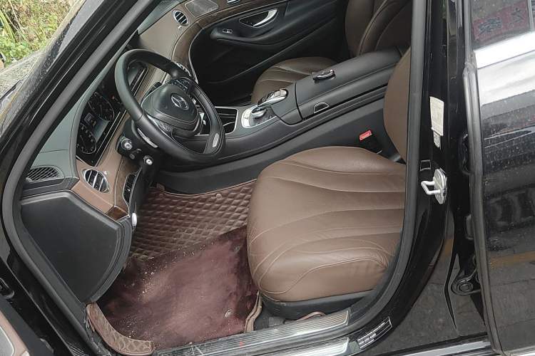 Used Mercedes-Benz S-Class 2014 S 320 L Business Model Left Front Seat
