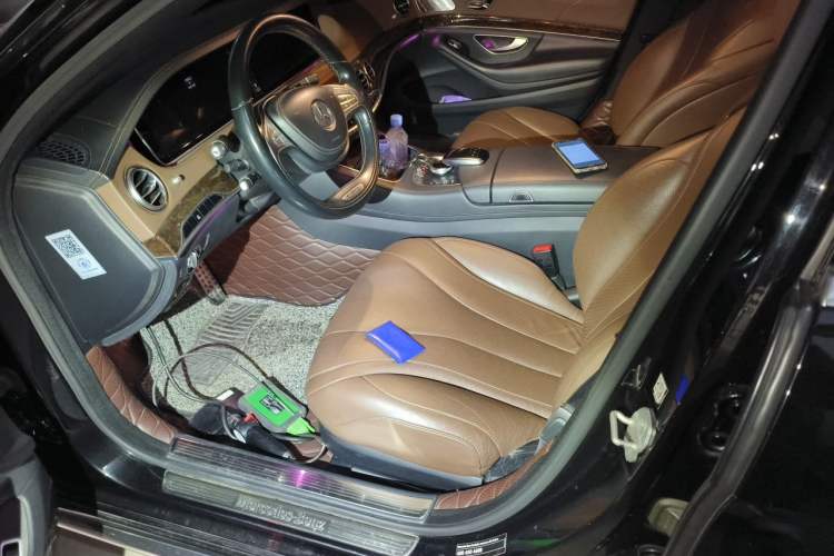 Used Mercedes-Benz S-Class 2014 S 320 L Business Model Left Front Seat