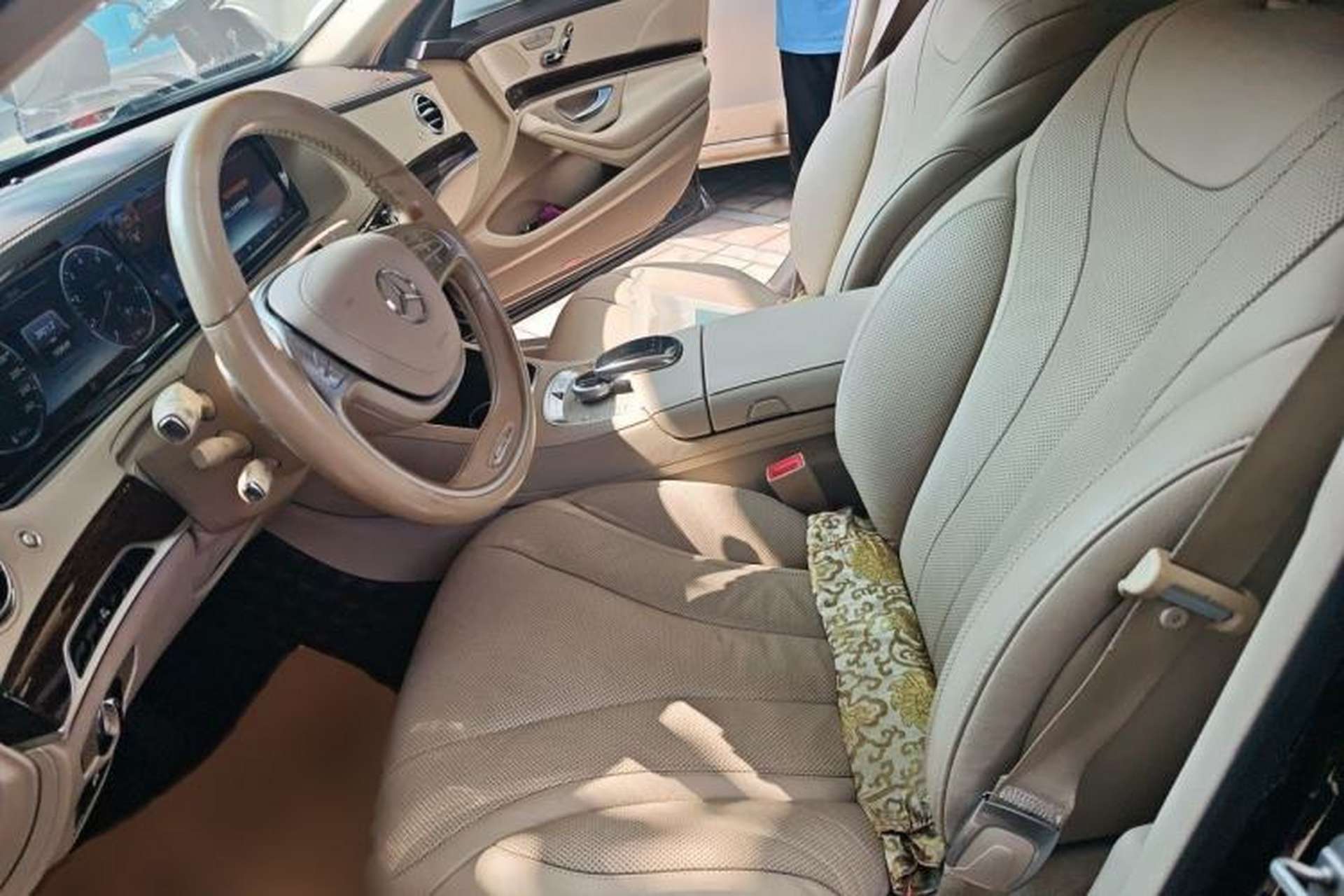 Used Mercedes-Benz S-Class 2014 S 320 L Business Model Left Front Seat