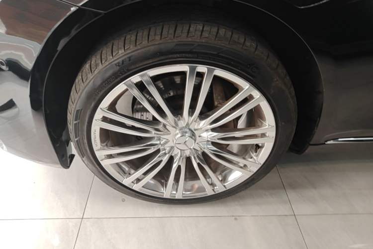 Used Mercedes-Benz S-Class 2014 S 320 L Business Model Left Front Wheel Hub