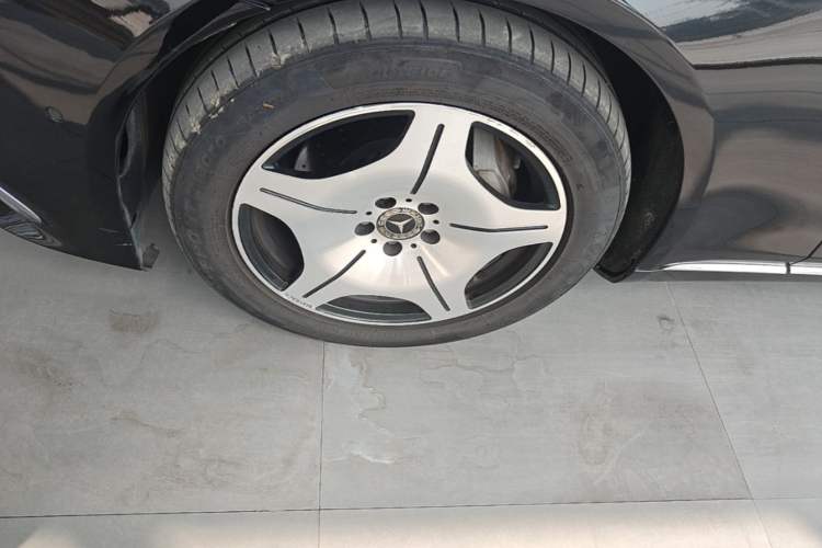 Used Mercedes-Benz S-Class 2014 S 320 L Business Model Left Front Wheel Hub