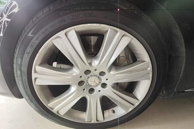 Used Mercedes-Benz S-Class 2014 S 400 L Luxury Model Left Front Wheel Hub