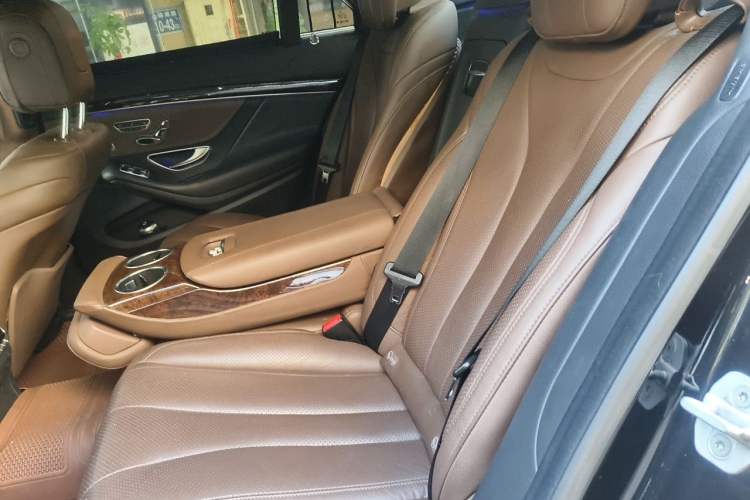 Used Mercedes-Benz S-Class 2014 S 320 L Business Model Left Rear Seat
