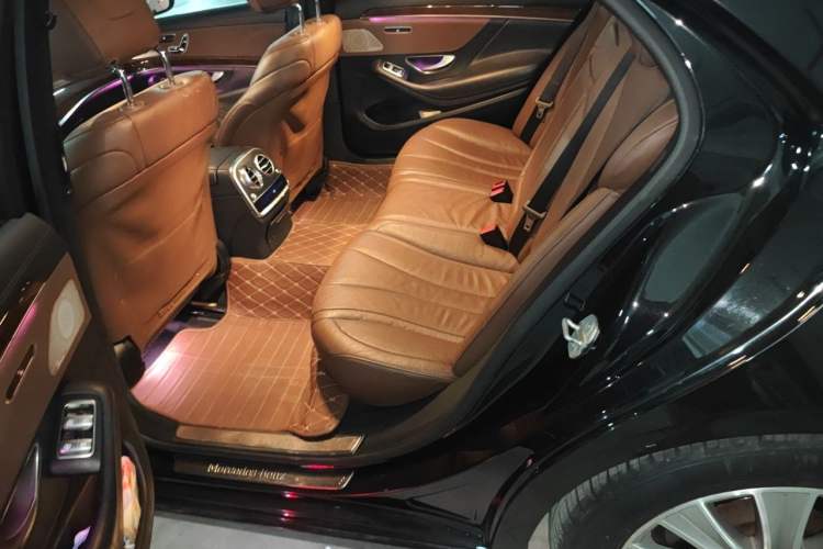 Used Mercedes-Benz S-Class 2014 S 320 L Business Model Left Rear Seat