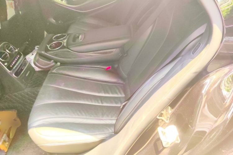 Used Mercedes-Benz S-Class 2014 S 400 L HYBRID Left Rear Seat