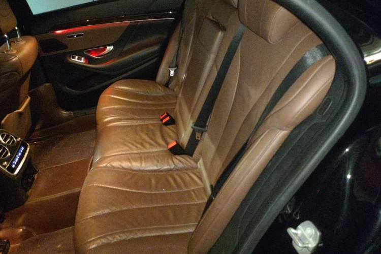 Used Mercedes-Benz S-Class 2014 S 320 L Business Model Left Rear Seat