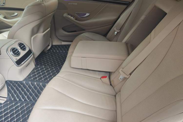 Used Mercedes-Benz S-Class 2014 S 320 L Business Model Left Rear Seat