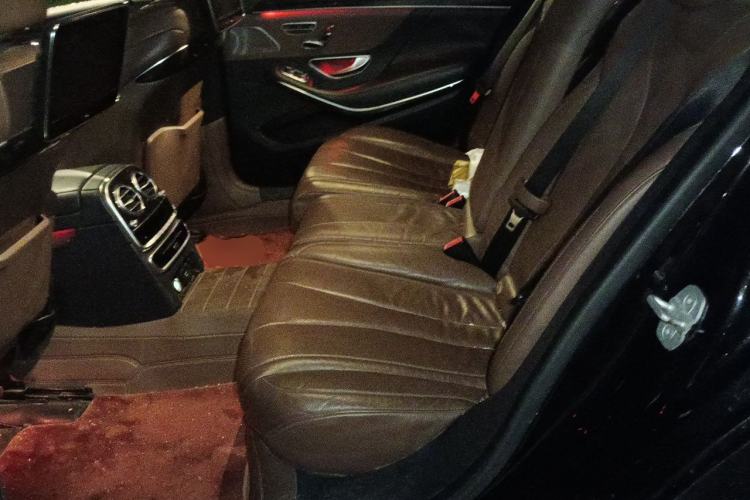 Used Mercedes-Benz S-Class 2014 S 320 L Luxury Model Left Rear Seat
