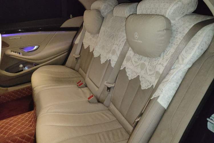 Used Mercedes-Benz S-Class 2014 S 320 L Business Model Left Rear Seat