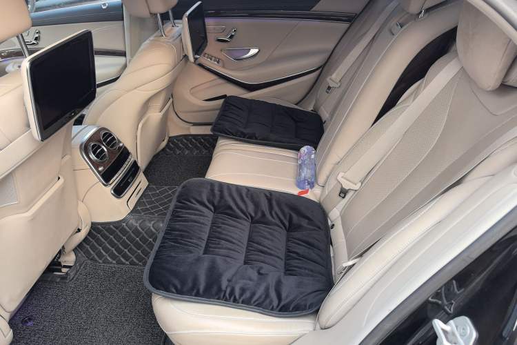 Used Mercedes-Benz S-Class 2014 S 400 L Prestige Edition Left Rear Seat