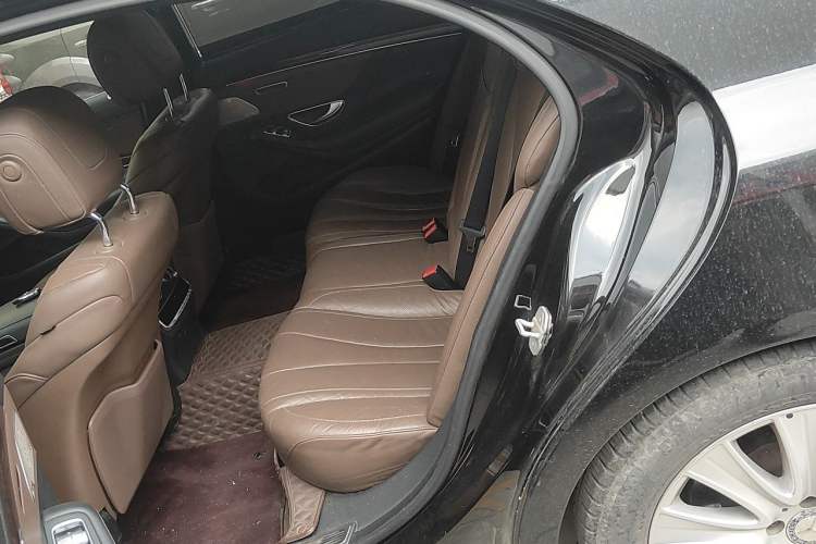 Used Mercedes-Benz S-Class 2014 S 320 L Business Model Left Rear Seat