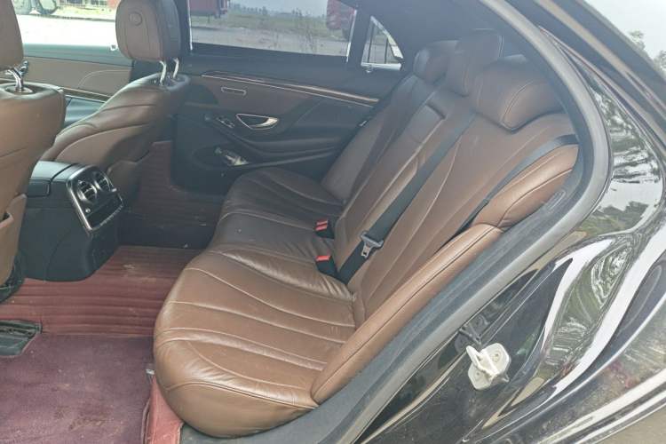 Used Mercedes-Benz S-Class 2014 S 320 L Business Model Left Rear Seat