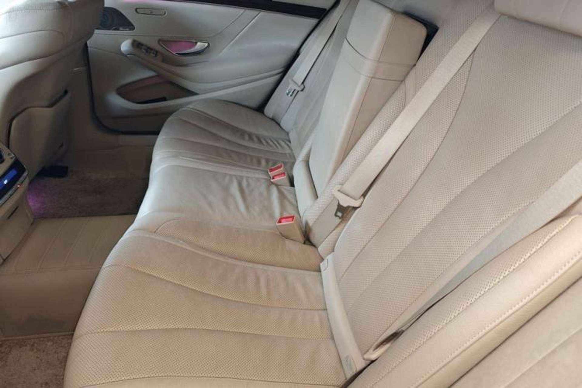 Used Mercedes-Benz S-Class 2014 S 320 L Business Model Left Rear Seat