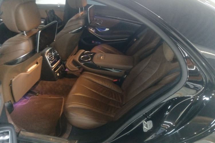 Used Mercedes-Benz S-Class 2014 S 320 L Luxury Model Left Rear Seat