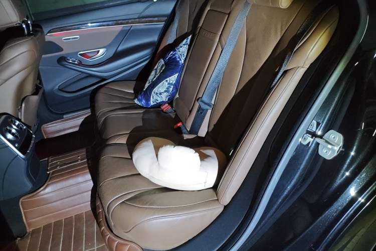 Used Mercedes-Benz S-Class 2014 S 320 L Business Model Left Rear Seat