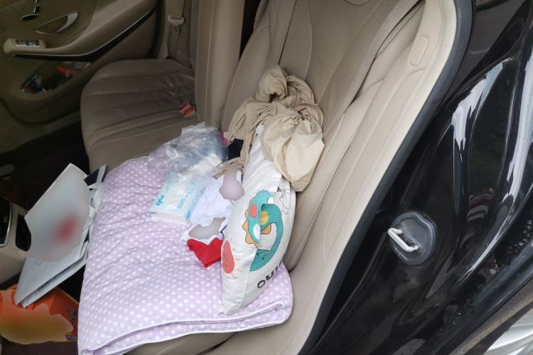 Used Mercedes-Benz S-Class 2014 S 400 L Prestige Edition Left Rear Seat