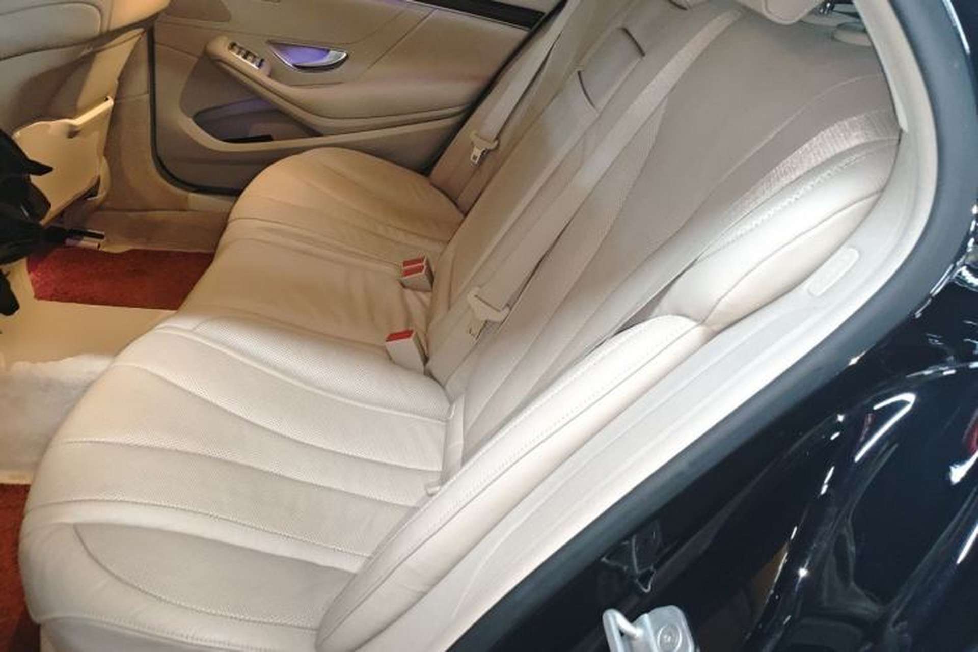 Used Mercedes-Benz S-Class 2014 S 320 L Business Model Left Rear Seat