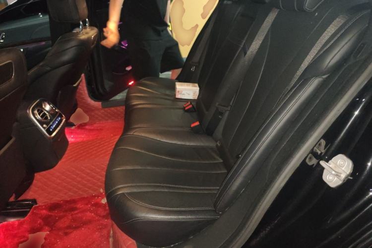 Used Mercedes-Benz S-Class 2014 S 320 L Business Model Left Rear Seat