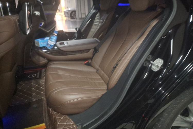 Used Mercedes-Benz S-Class 2014 S 400 L Prestige Edition Left Rear Seat