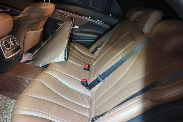 Used Mercedes-Benz S-Class 2014 S 320 L Business Model Left Rear Seat