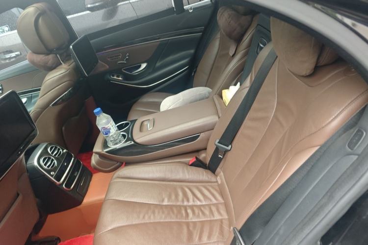 Used Mercedes-Benz S-Class 2014 S 320 L Luxury Model Left Rear Seat