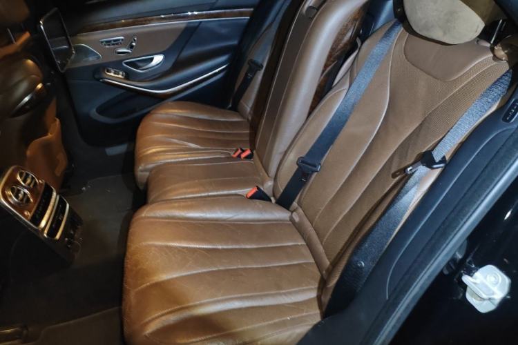 Used Mercedes-Benz S-Class 2014 S 320 L Luxury Model Left Rear Seat