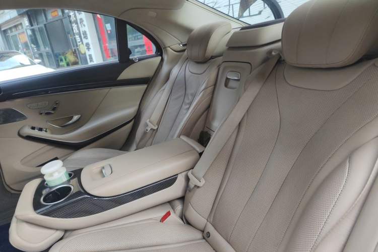 Used Mercedes-Benz S-Class 2014 S 400 L Luxury Model Left Rear Seat
