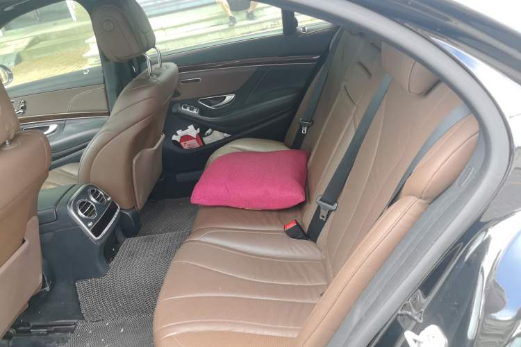 Used Mercedes-Benz S-Class 2014 S 320 L Business Model Left Rear Seat