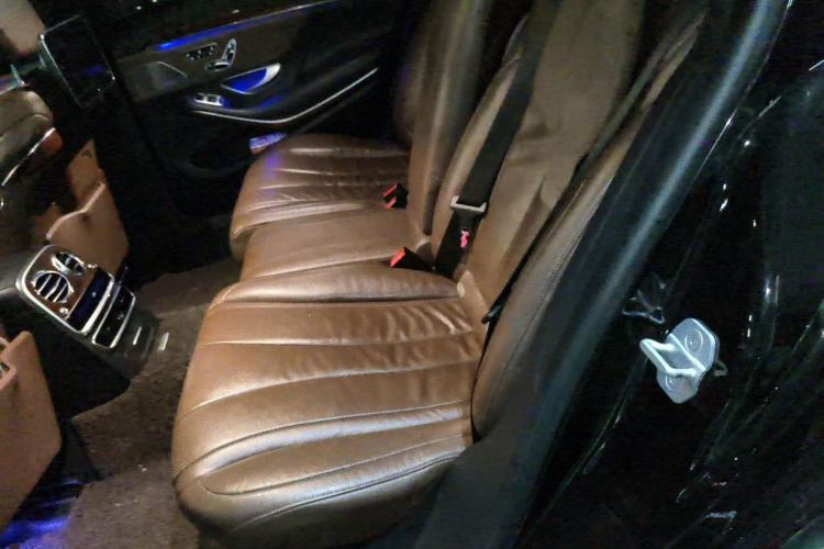 Used Mercedes-Benz S-Class 2014 S 400 L Luxury Model Left Rear Seat
